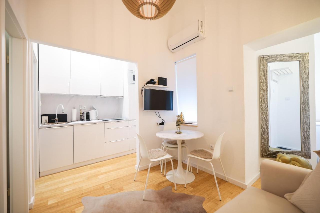 Iadra Apartment In City Center Zadar Exterior foto